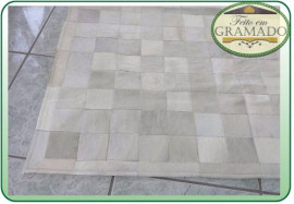 Tapete Branco Couro De Boi  3x3